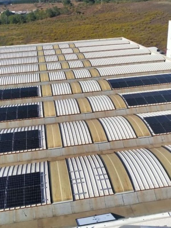 Metec pannelli solari azienda tetto 3